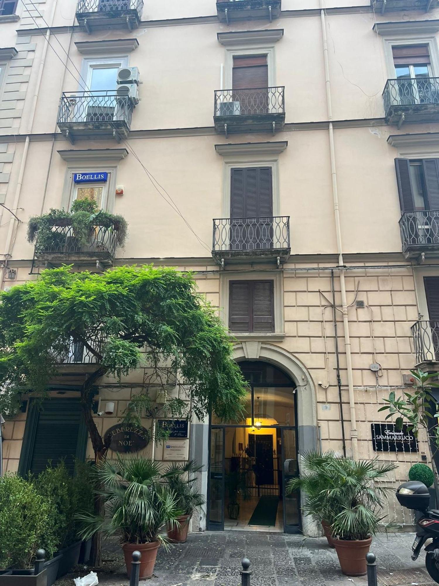 Mediterranea Home Napoli Экстерьер фото